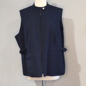 Dressbarn Navy Quilted Lined Full Zip 100% Polyester Zipper Pockets Vest 22/24